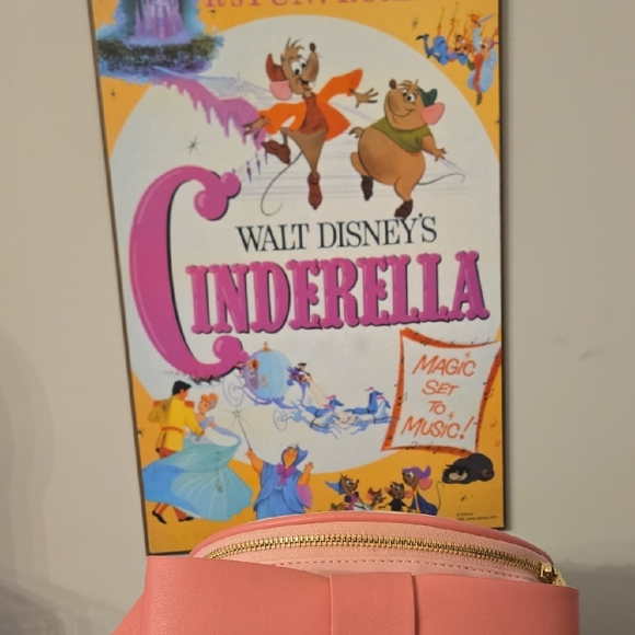 Danielle Nicole Beautiful Pink Dress Cinderella Mini Backpack Disney - Picture 2 of 6